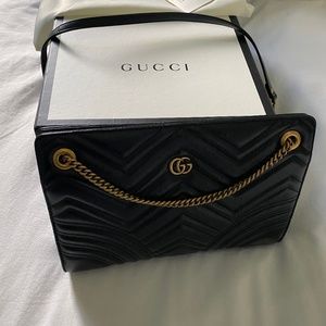 Gucci Marmont accordion . 11x2x8